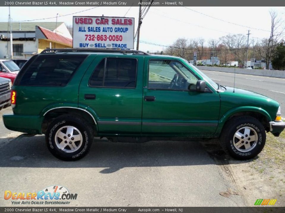 2000 Chevrolet Blazer LS 4x4 Meadow Green Metallic / Medium Gray Photo #9