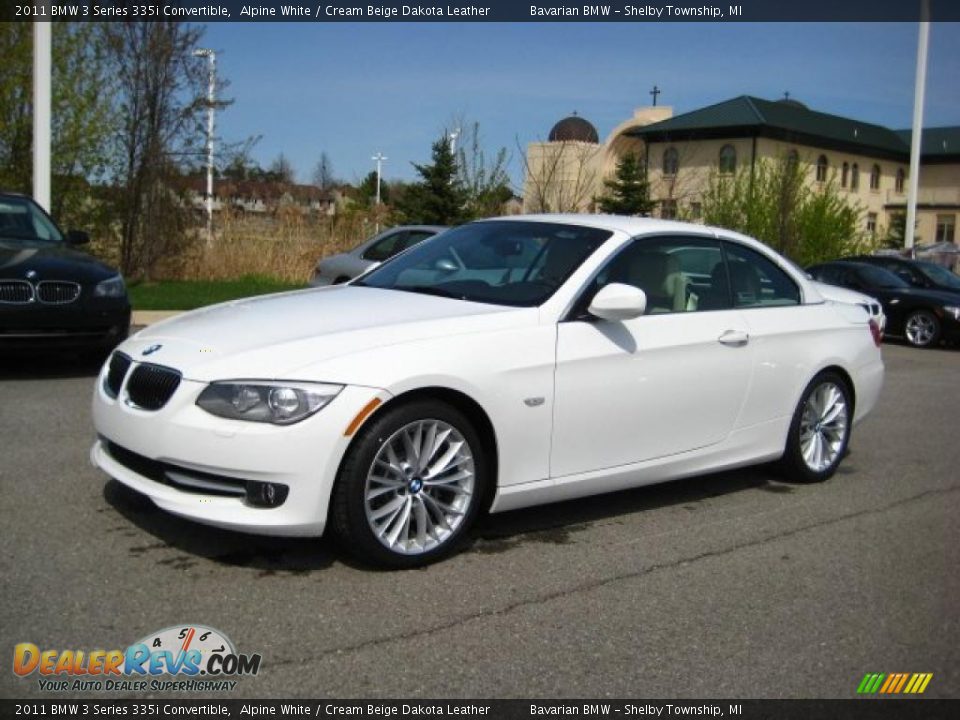 Front 3/4 View of 2011 BMW 3 Series 335i Convertible Photo #9