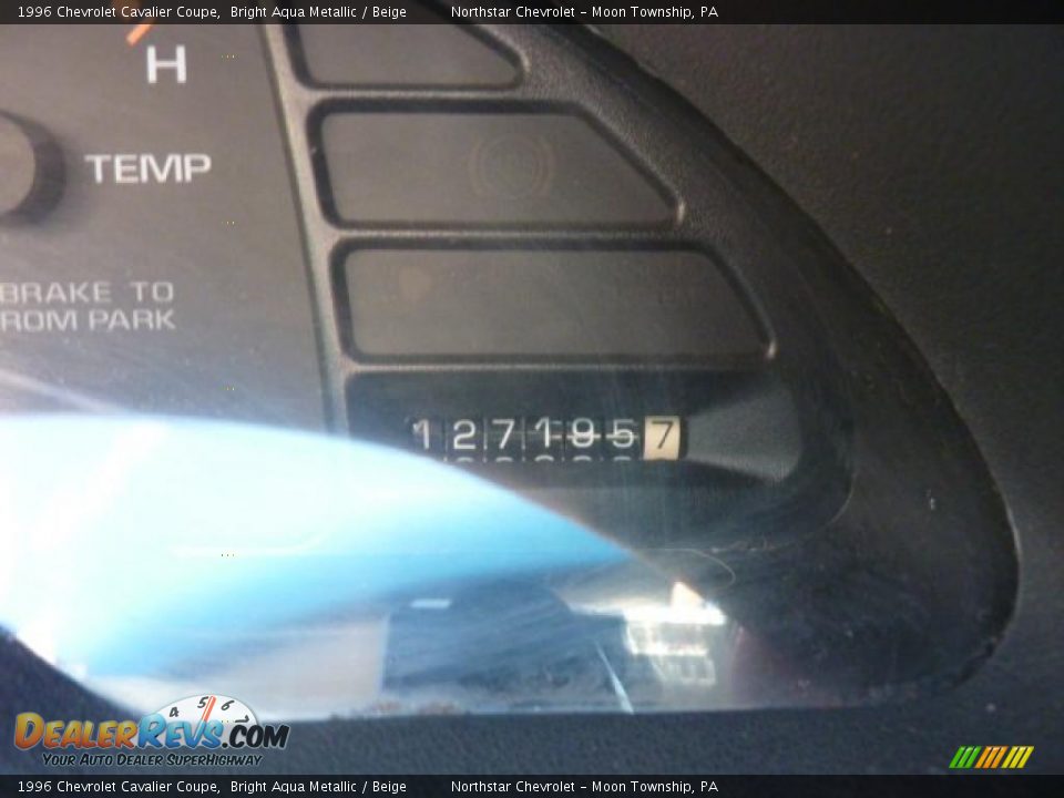 1996 Chevrolet Cavalier Coupe Bright Aqua Metallic / Beige Photo #14