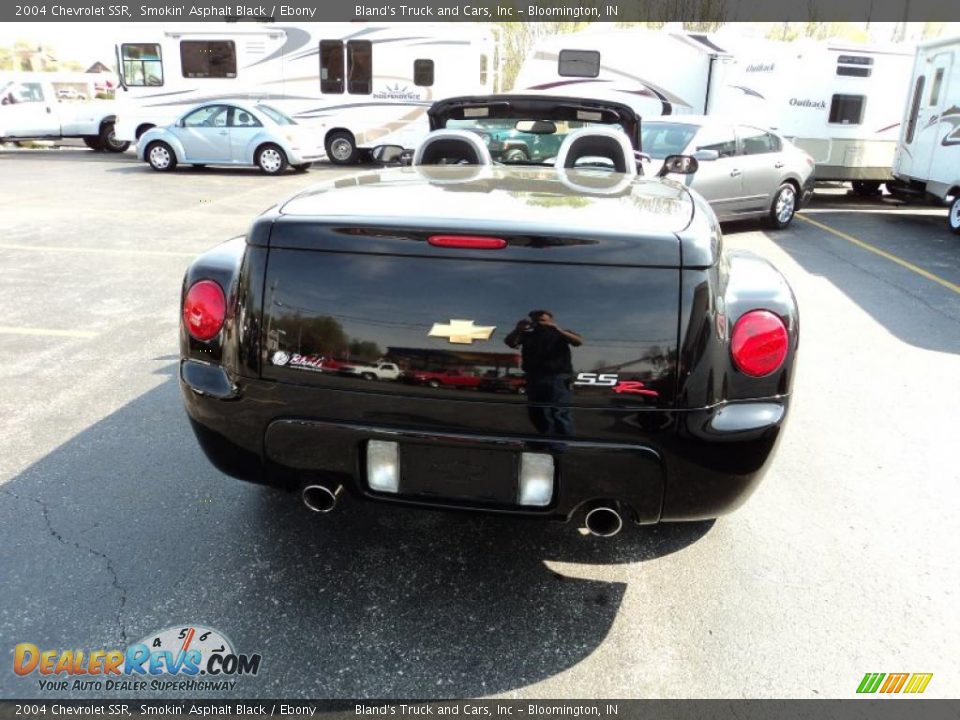 2004 Chevrolet SSR Smokin' Asphalt Black / Ebony Photo #24