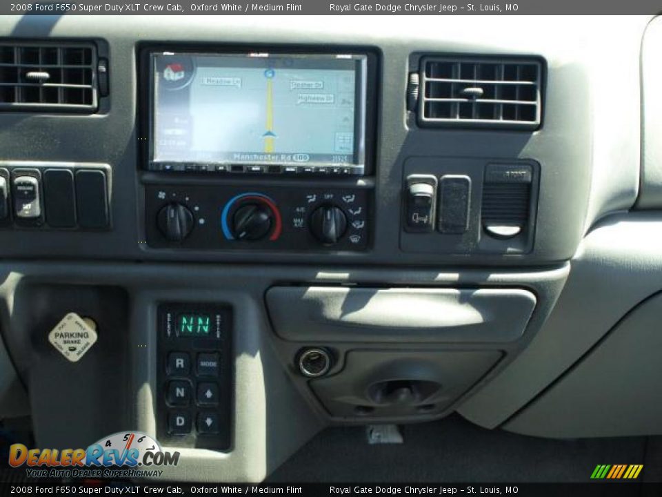 Dashboard of 2008 Ford F650 Super Duty XLT Crew Cab Photo #12