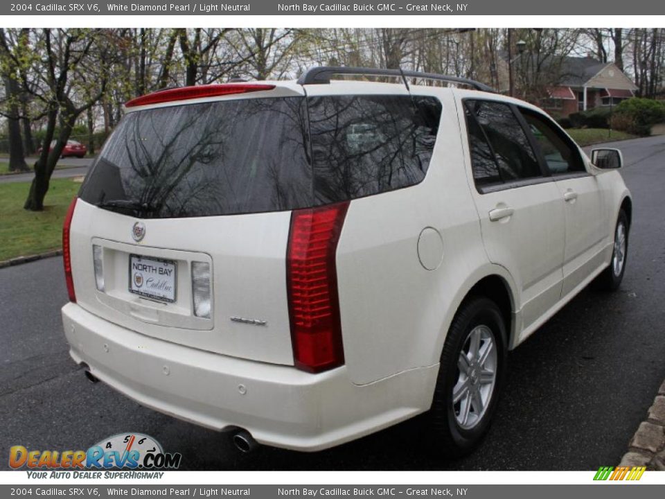 2004 Cadillac SRX V6 White Diamond Pearl / Light Neutral Photo #6