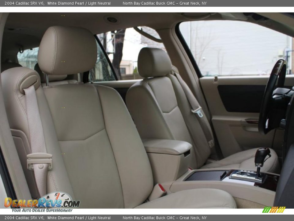 Light Neutral Interior - 2004 Cadillac SRX V6 Photo #22