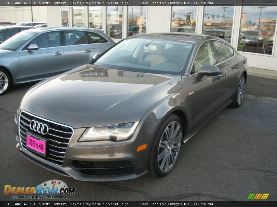 Front 3/4 View of 2012 Audi A7 3.0T quattro Premium Photo #1