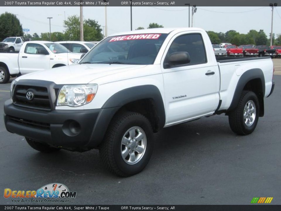 Front 3/4 View of 2007 Toyota Tacoma Regular Cab 4x4 Photo #3