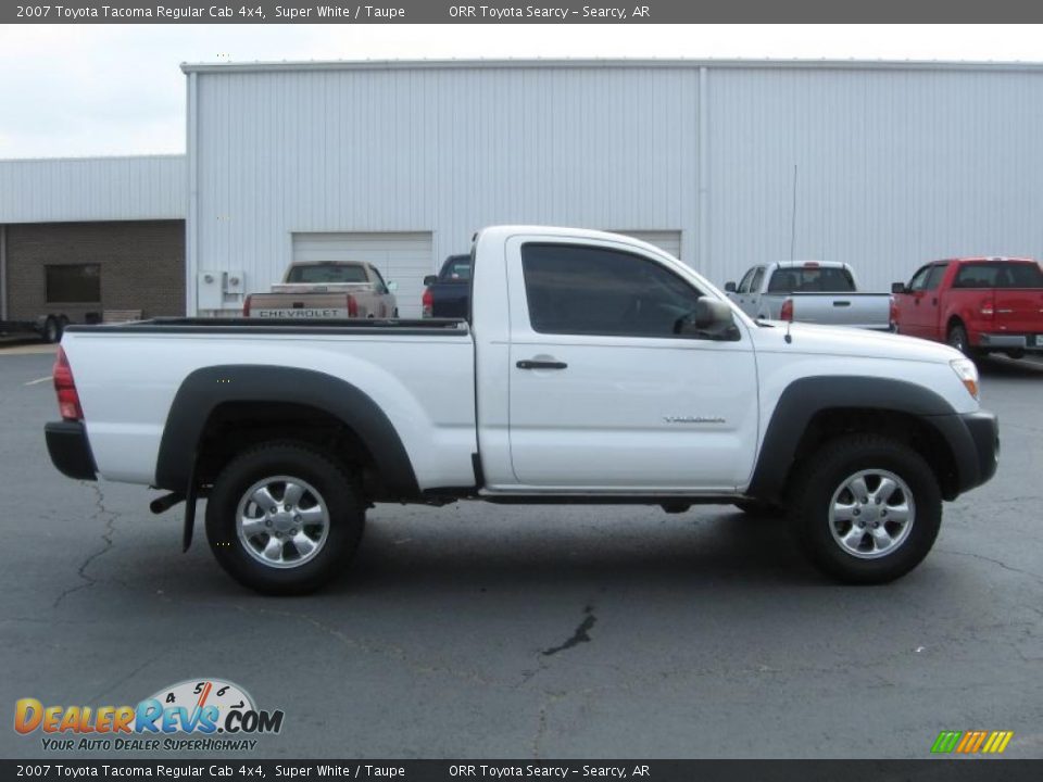 2007 Toyota Tacoma Regular Cab 4x4 Super White / Taupe Photo #8