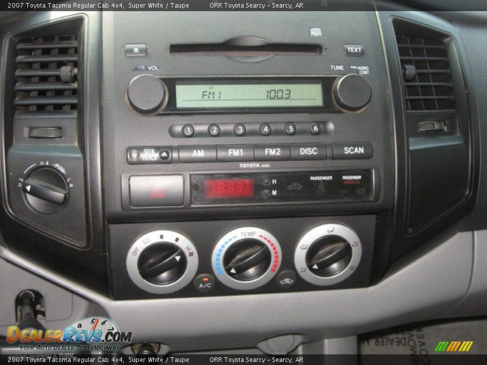 2007 Toyota Tacoma Regular Cab 4x4 Super White / Taupe Photo #12