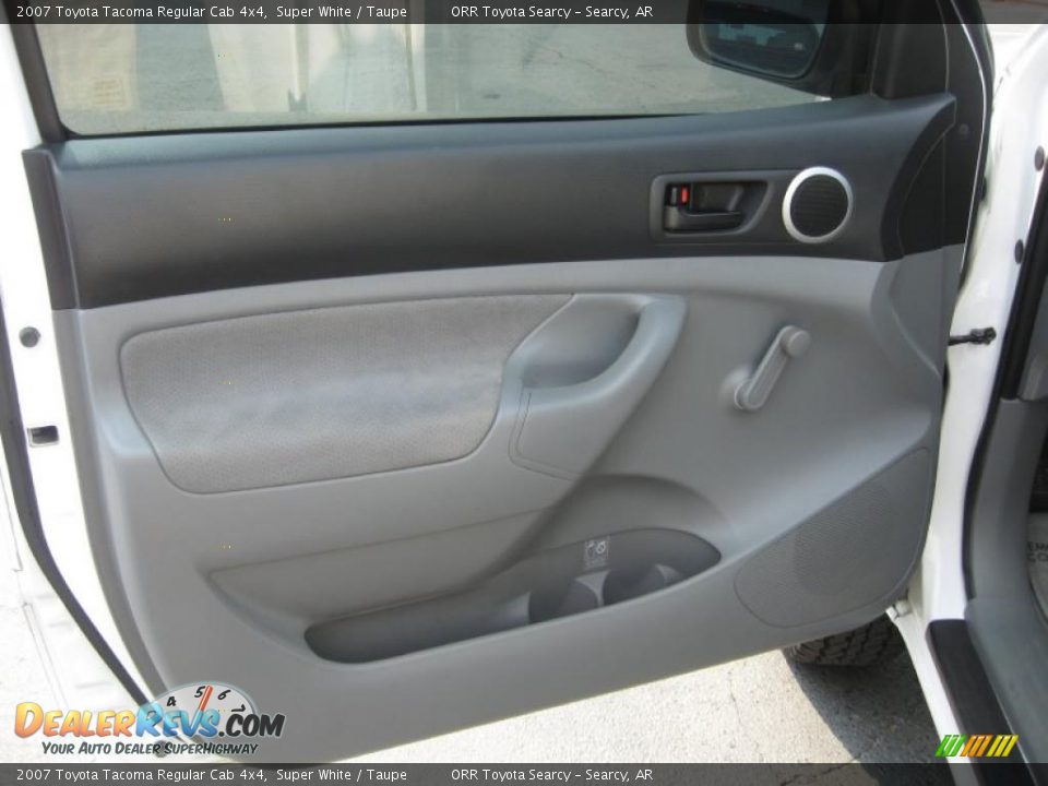 2007 Toyota Tacoma Regular Cab 4x4 Super White / Taupe Photo #15
