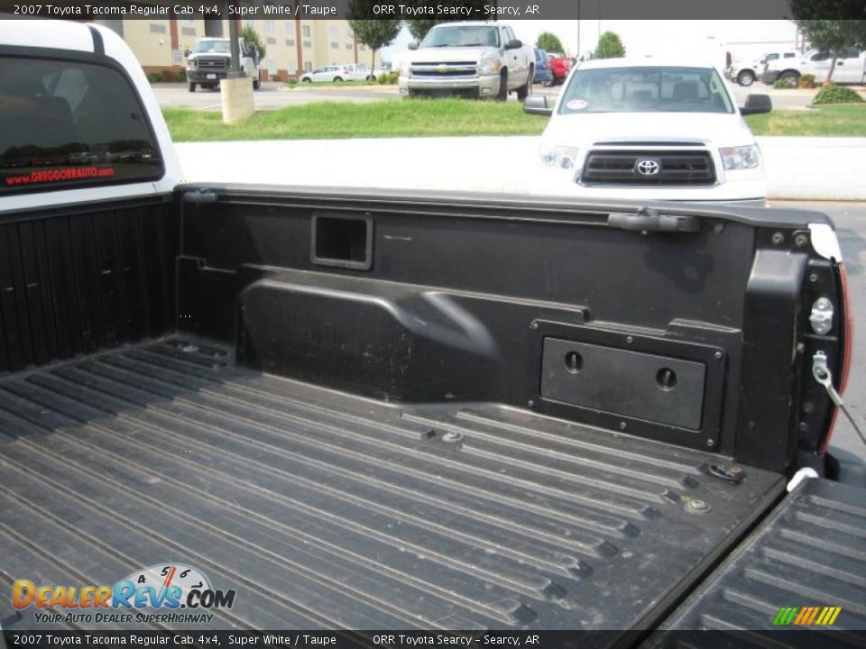 2007 Toyota Tacoma Regular Cab 4x4 Super White / Taupe Photo #20