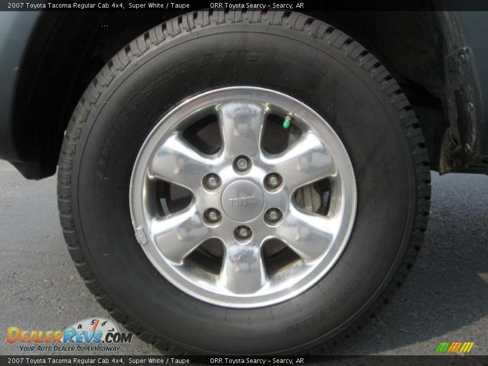 2007 Toyota Tacoma Regular Cab 4x4 Super White / Taupe Photo #21
