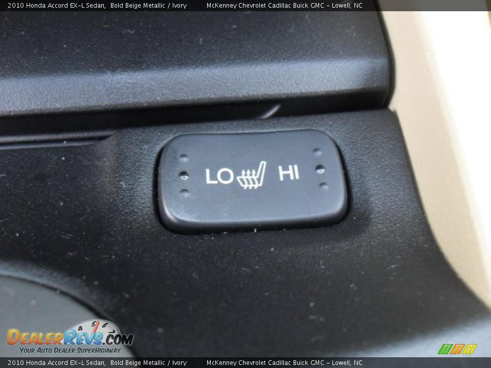 2010 Honda Accord EX-L Sedan Bold Beige Metallic / Ivory Photo #12