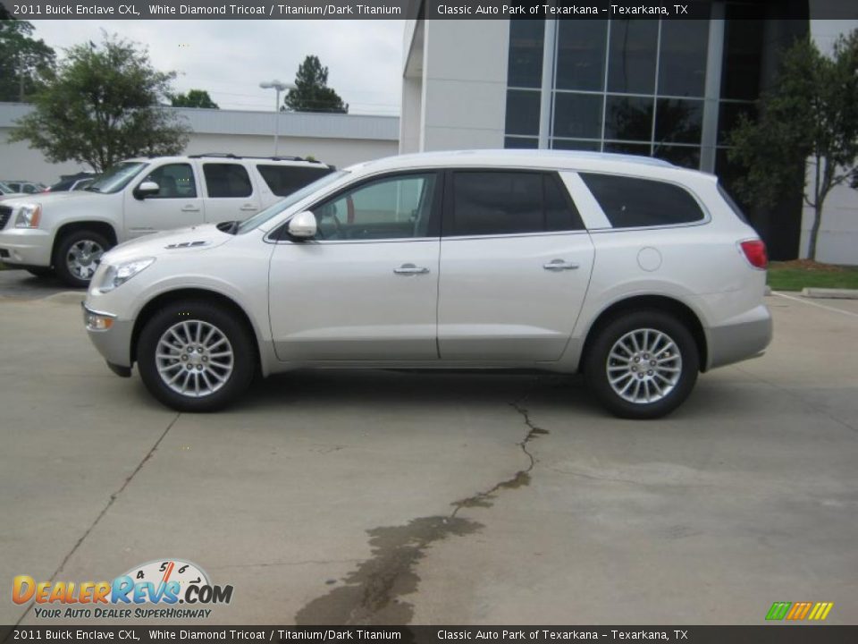 2011 Buick Enclave CXL White Diamond Tricoat / Titanium/Dark Titanium Photo #2