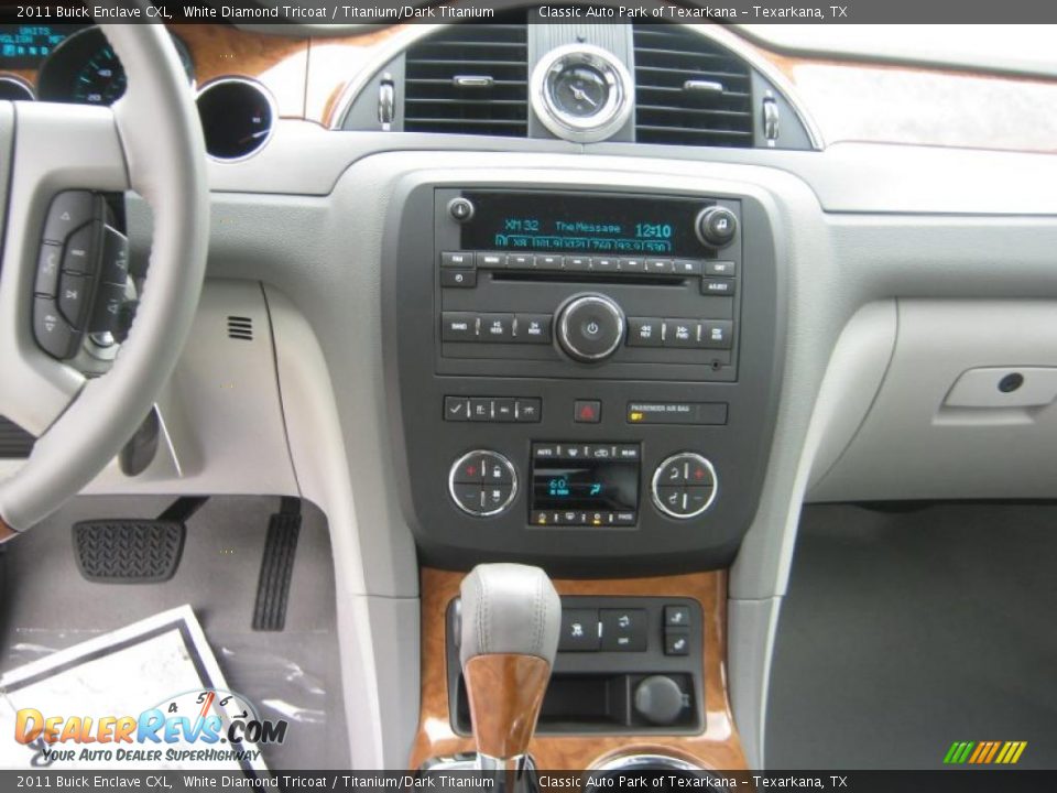 2011 Buick Enclave CXL White Diamond Tricoat / Titanium/Dark Titanium Photo #9