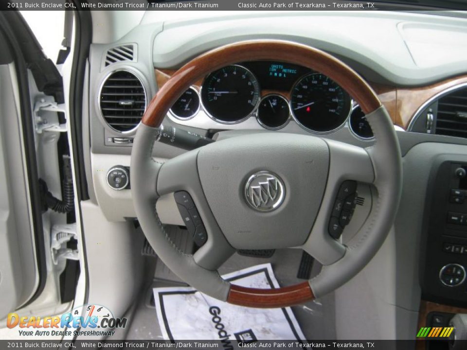 2011 Buick Enclave CXL White Diamond Tricoat / Titanium/Dark Titanium Photo #10