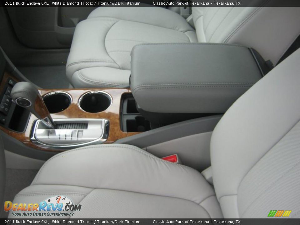 2011 Buick Enclave CXL White Diamond Tricoat / Titanium/Dark Titanium Photo #12