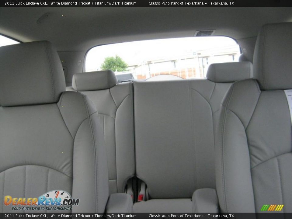 2011 Buick Enclave CXL White Diamond Tricoat / Titanium/Dark Titanium Photo #16