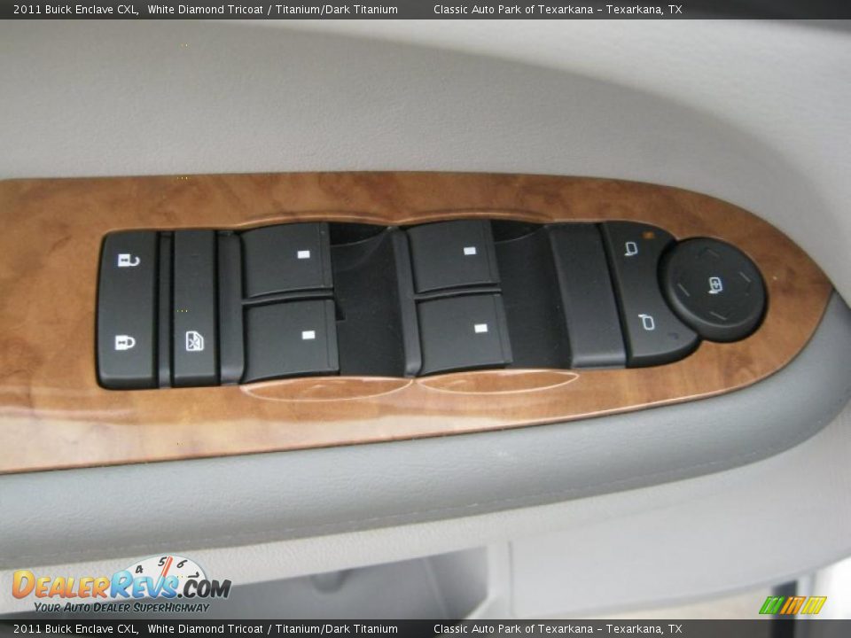 2011 Buick Enclave CXL White Diamond Tricoat / Titanium/Dark Titanium Photo #18