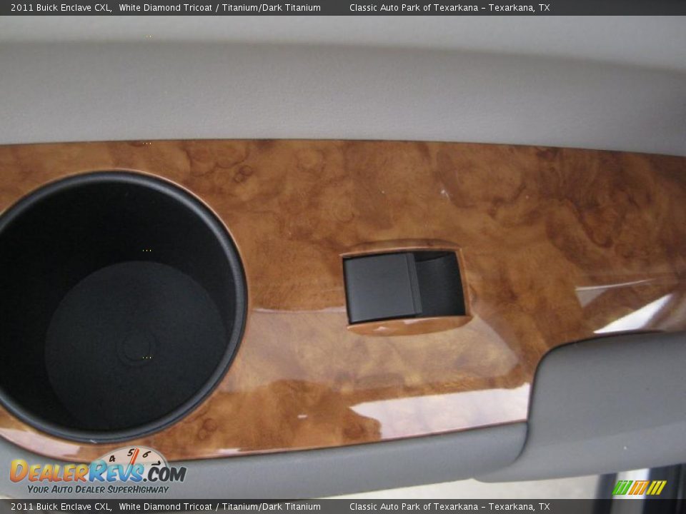 2011 Buick Enclave CXL White Diamond Tricoat / Titanium/Dark Titanium Photo #20