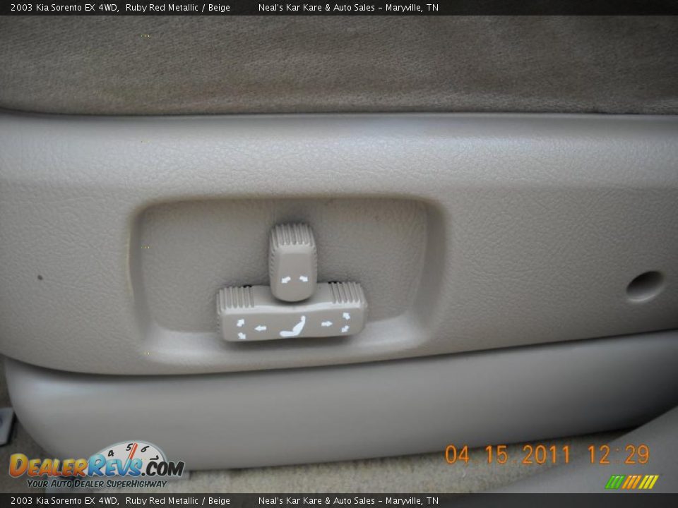 2003 Kia Sorento EX 4WD Ruby Red Metallic / Beige Photo #14