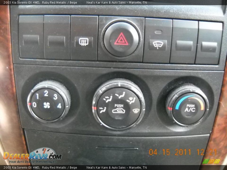 2003 Kia Sorento EX 4WD Ruby Red Metallic / Beige Photo #21