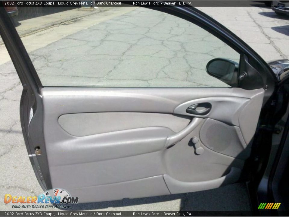 2002 Ford Focus ZX3 Coupe Liquid Grey Metallic / Dark Charcoal Photo #6