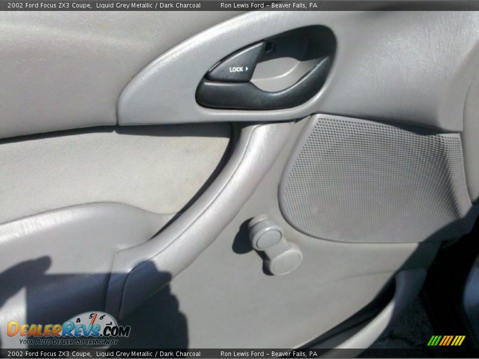 2002 Ford Focus ZX3 Coupe Liquid Grey Metallic / Dark Charcoal Photo #21