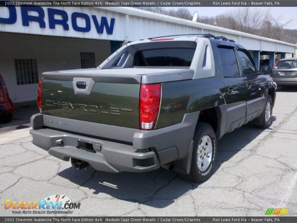 2002 Chevrolet Avalanche The North Face Edition 4x4 Medium Sage Green Metallic / Cedar Green/Graphite Photo #2