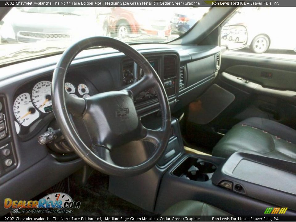 2002 Chevrolet Avalanche The North Face Edition 4x4 Medium Sage Green Metallic / Cedar Green/Graphite Photo #7