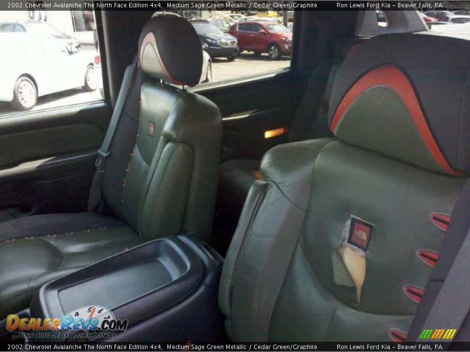 Cedar Green/Graphite Interior - 2002 Chevrolet Avalanche The North Face Edition 4x4 Photo #8