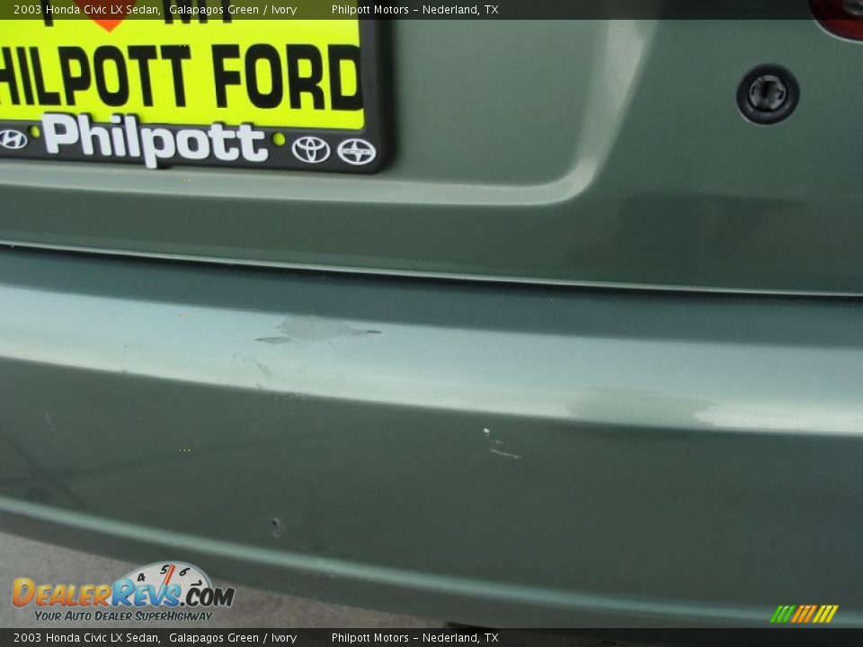 2003 Honda Civic LX Sedan Galapagos Green / Ivory Photo #23