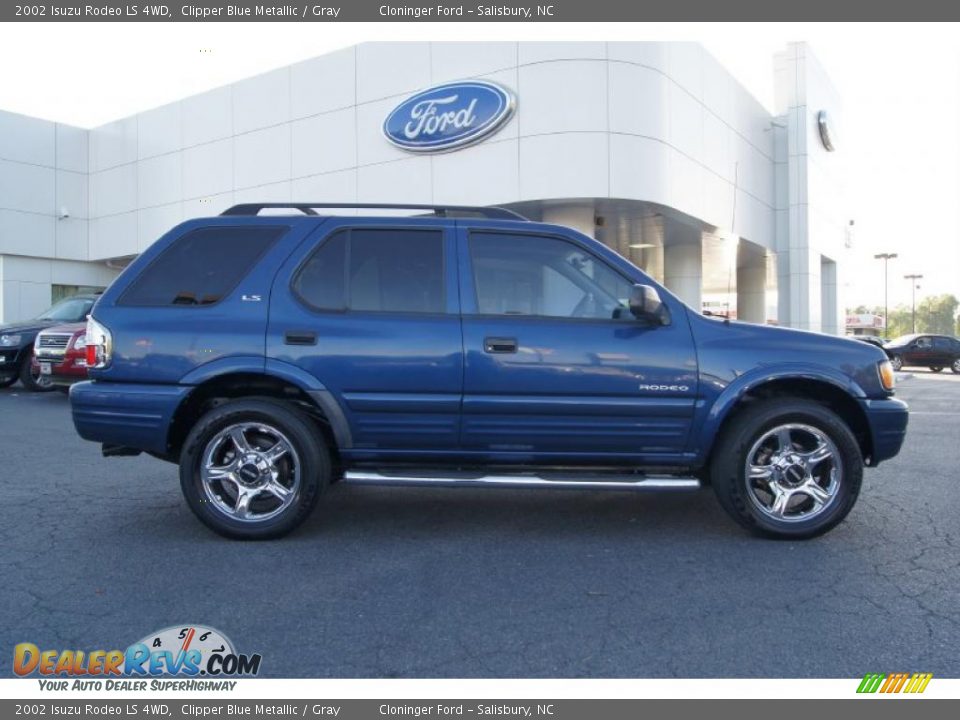 2002 Isuzu Rodeo LS 4WD Clipper Blue Metallic / Gray Photo #2