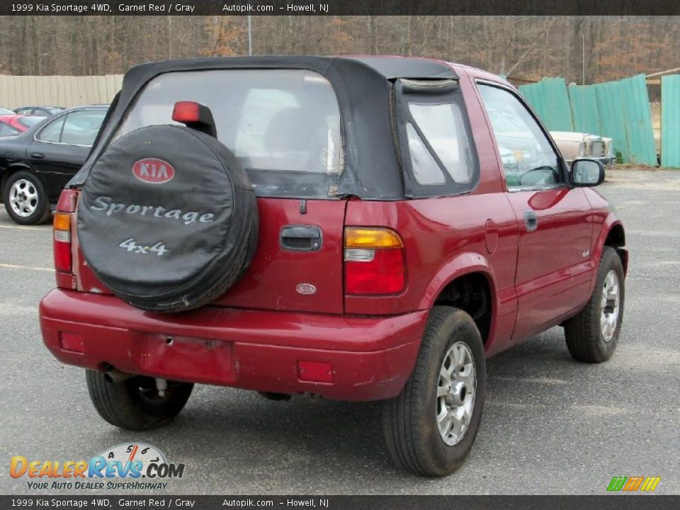 1999 Kia Sportage 4WD Garnet Red / Gray Photo #5