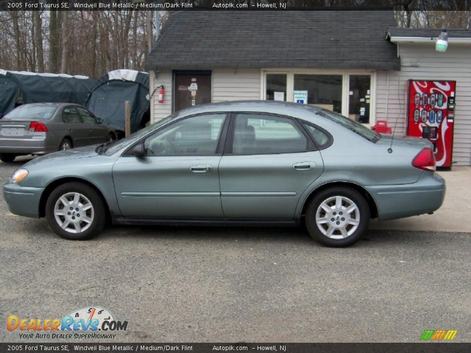 2005 Ford Taurus SE Windveil Blue Metallic / Medium/Dark Flint Photo #7