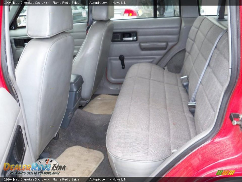 1994 Jeep Cherokee Sport 4x4 Flame Red / Beige Photo #10