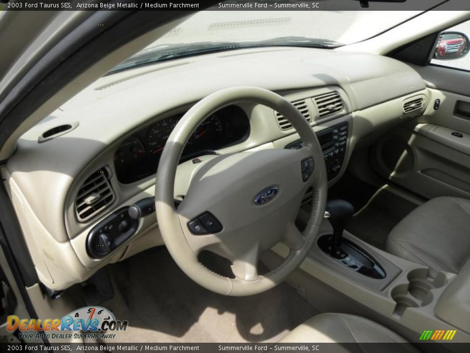 2003 Ford Taurus SES Arizona Beige Metallic / Medium Parchment Photo #3