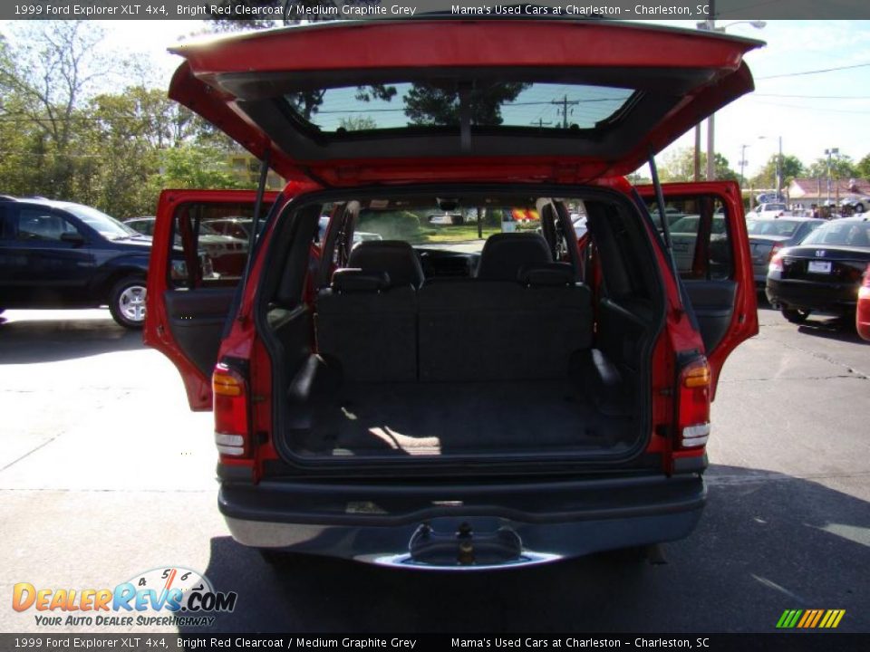 1999 Ford Explorer XLT 4x4 Bright Red Clearcoat / Medium Graphite Grey Photo #14