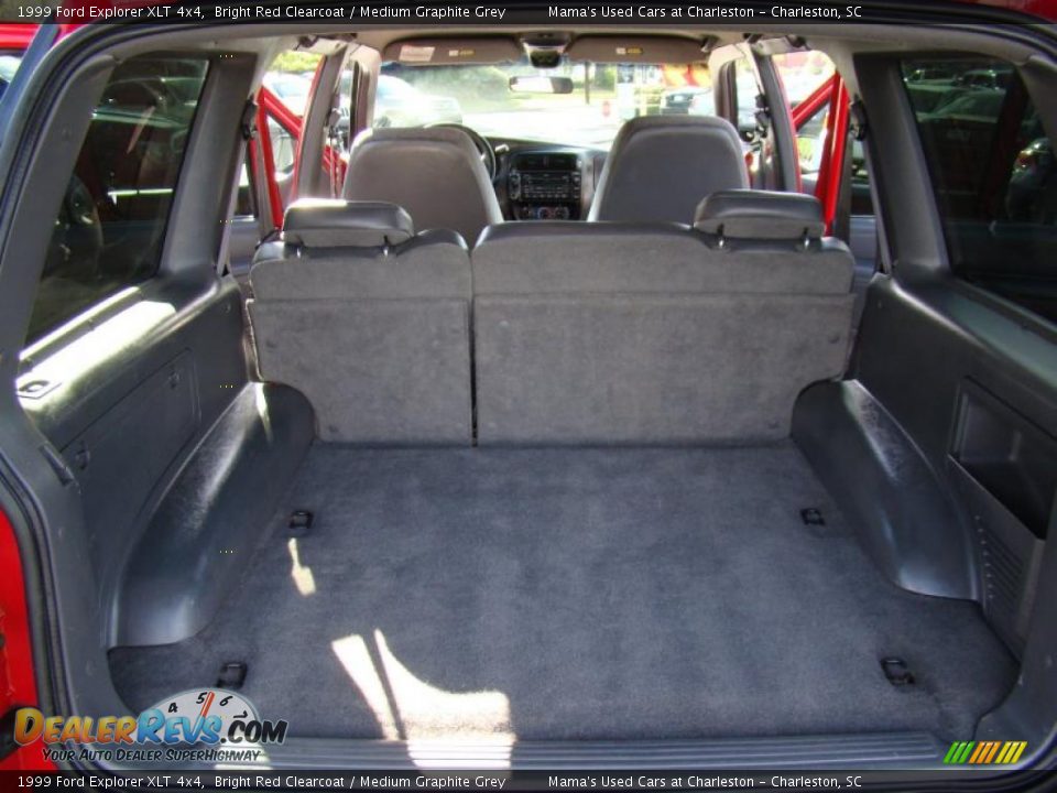 1999 Ford Explorer XLT 4x4 Bright Red Clearcoat / Medium Graphite Grey Photo #15