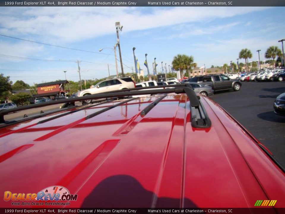 1999 Ford Explorer XLT 4x4 Bright Red Clearcoat / Medium Graphite Grey Photo #36