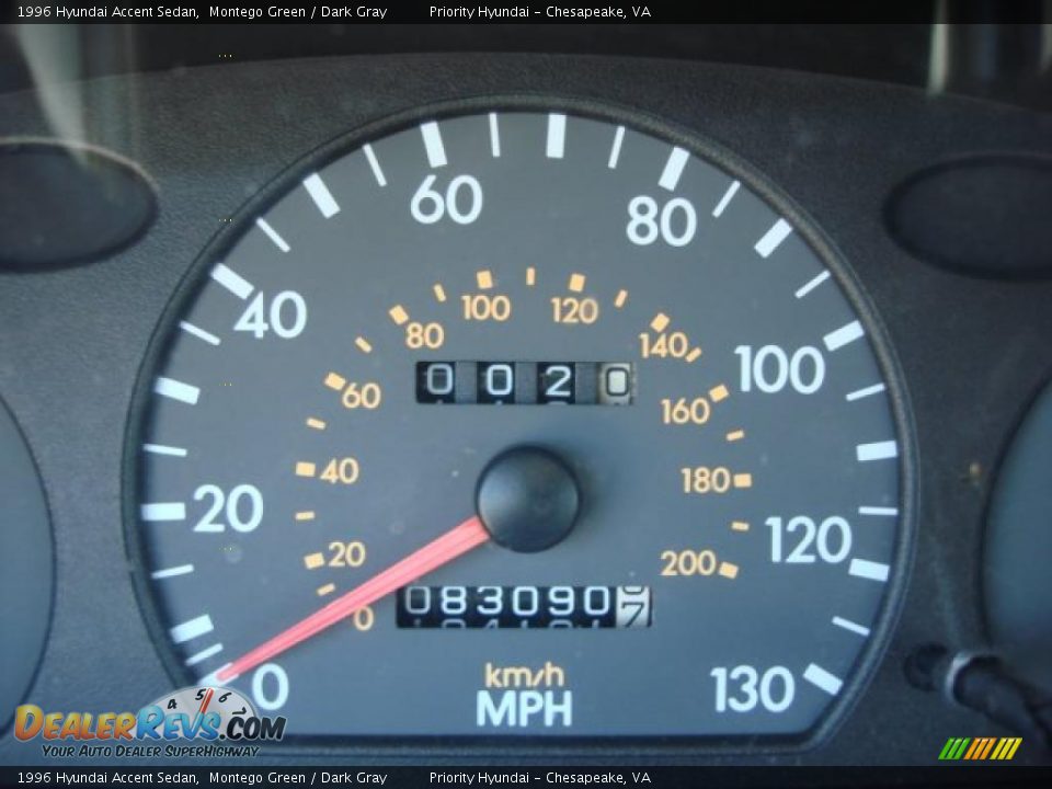 1996 Hyundai Accent Sedan Montego Green / Dark Gray Photo #10