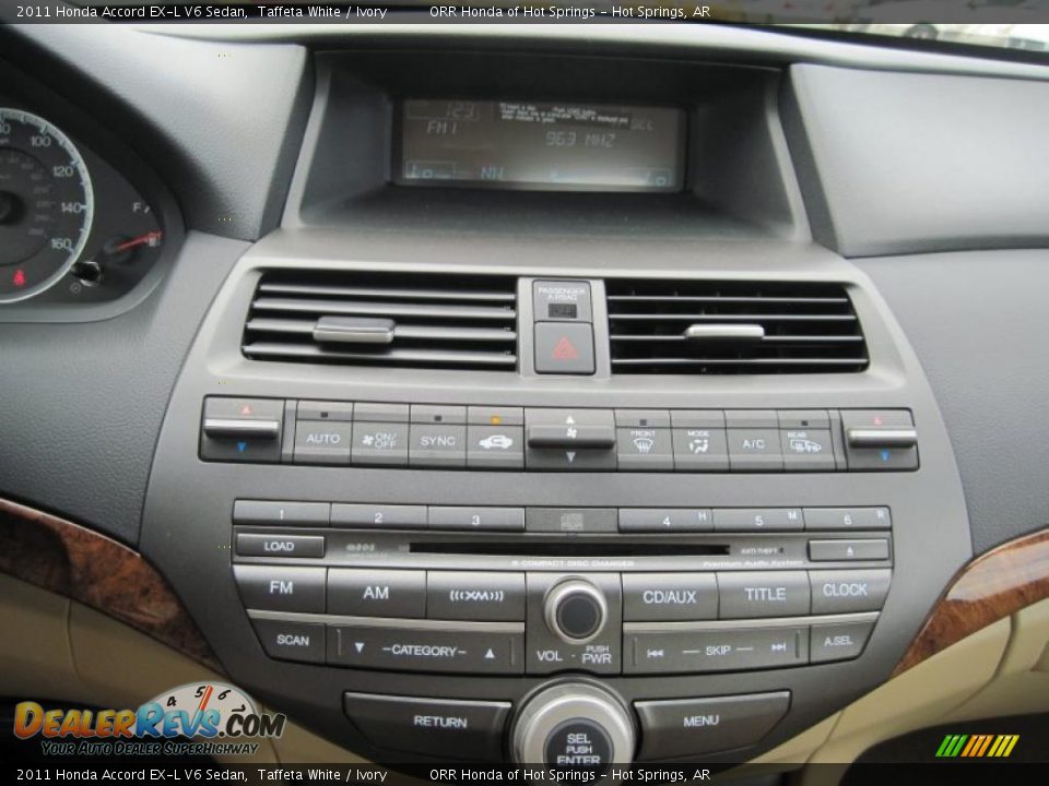 Controls of 2011 Honda Accord EX-L V6 Sedan Photo #19