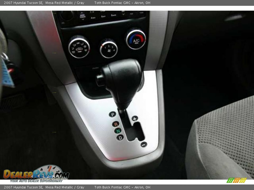 2007 Hyundai Tucson SE Shifter Photo #13