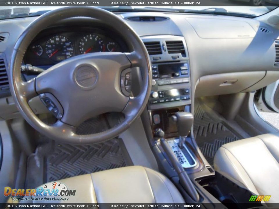 2001 Nissan Maxima GLE Icelandic White Pearl / Blond Photo #15