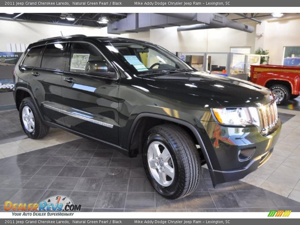 2011 Jeep Grand Cherokee Laredo Natural Green Pearl / Black Photo #4