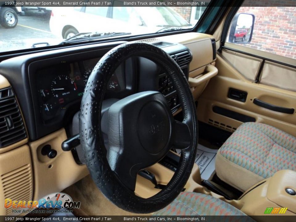 1997 Jeep Wrangler Sport 4x4 Emerald Green Pearl / Tan Photo #5