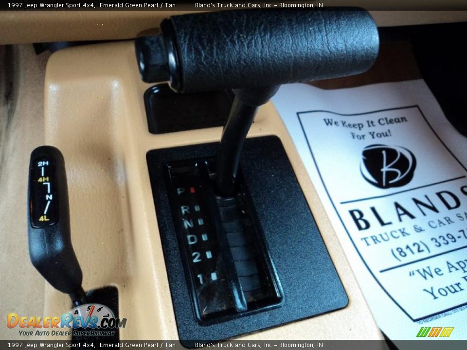 1997 Jeep Wrangler Sport 4x4 Shifter Photo #8