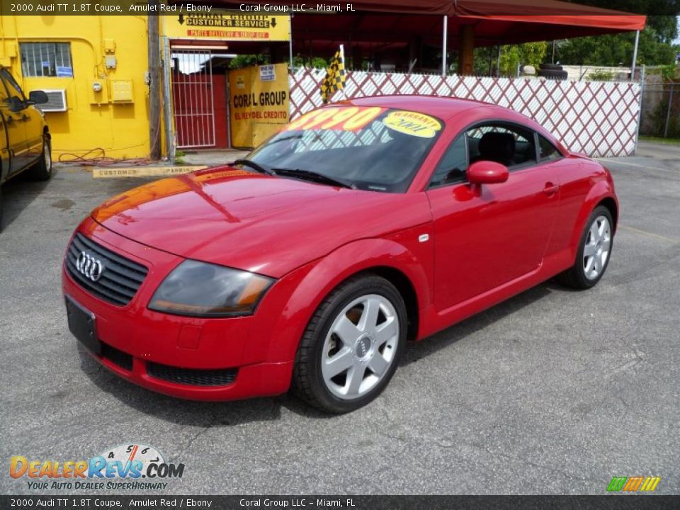 Front 3/4 View of 2000 Audi TT 1.8T Coupe Photo #3