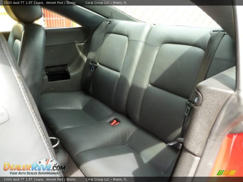 Ebony Interior - 2000 Audi TT 1.8T Coupe Photo #11