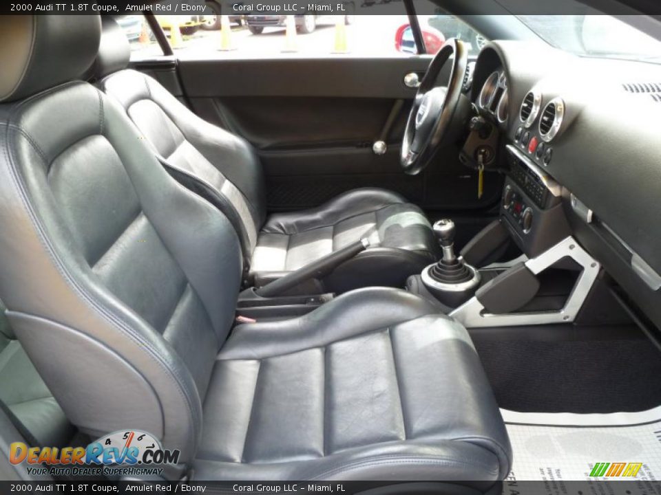 Ebony Interior - 2000 Audi TT 1.8T Coupe Photo #13
