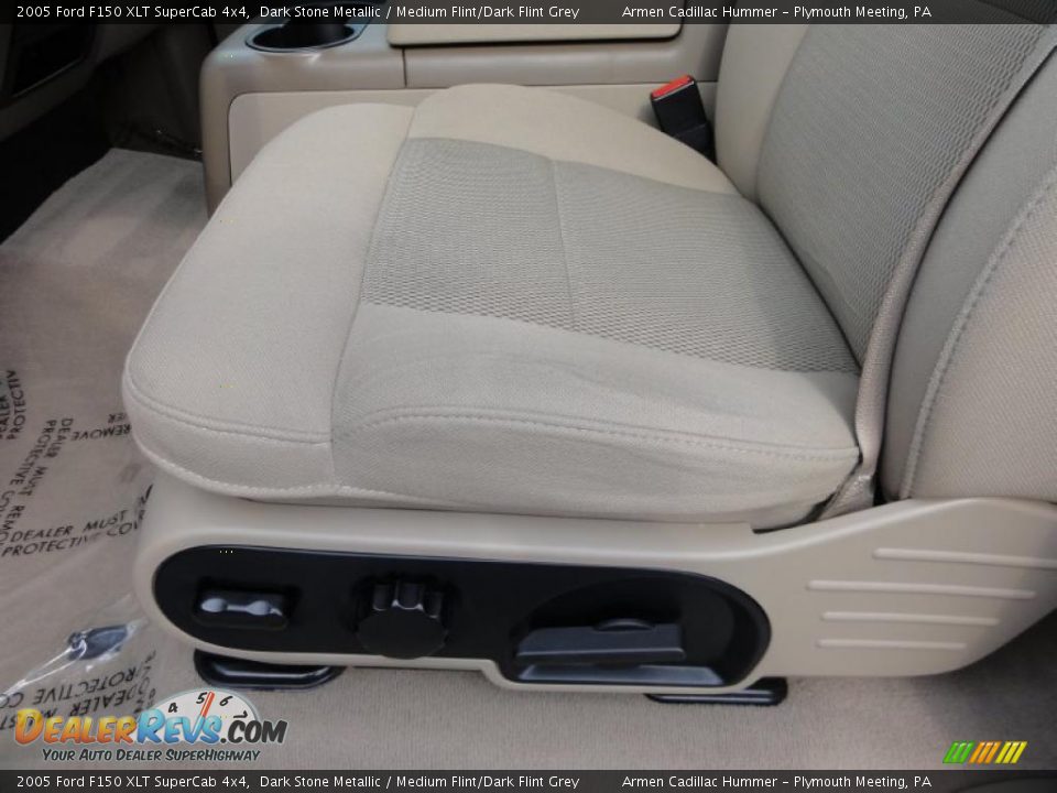 2005 Ford F150 XLT SuperCab 4x4 Dark Stone Metallic / Medium Flint/Dark Flint Grey Photo #16