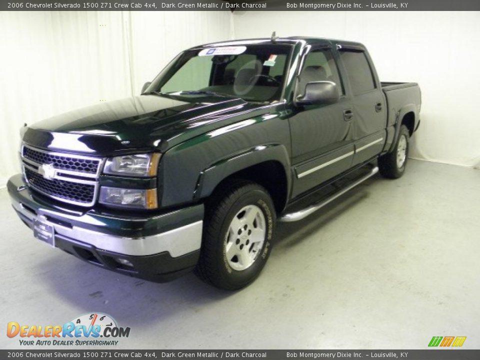 2006 Chevrolet Silverado 1500 Z71 Crew Cab 4x4 Dark Green Metallic / Dark Charcoal Photo #3